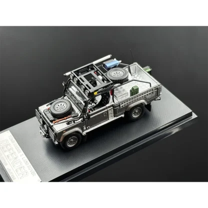 SW In Stock 1:64 Defender Pick Up Silver Many Attachments Diecast Car Model Collection Miniature Toys Street Warrior 6