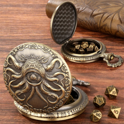 Novel Retro Pocket Watch Case with 7pcs/Set Mini Metal Dices Pendant Pocket Chain Entertainment Antique Style Gift for Men