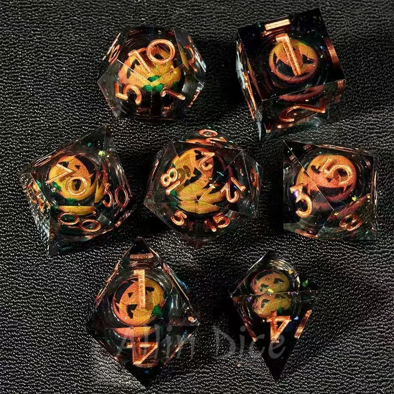 Cats Dice RPG Resin Dice Set Movable core DND Dice set Polyhedral Role Playing Dice Resin Sharp Edge dice Halloween Xmas Gifts